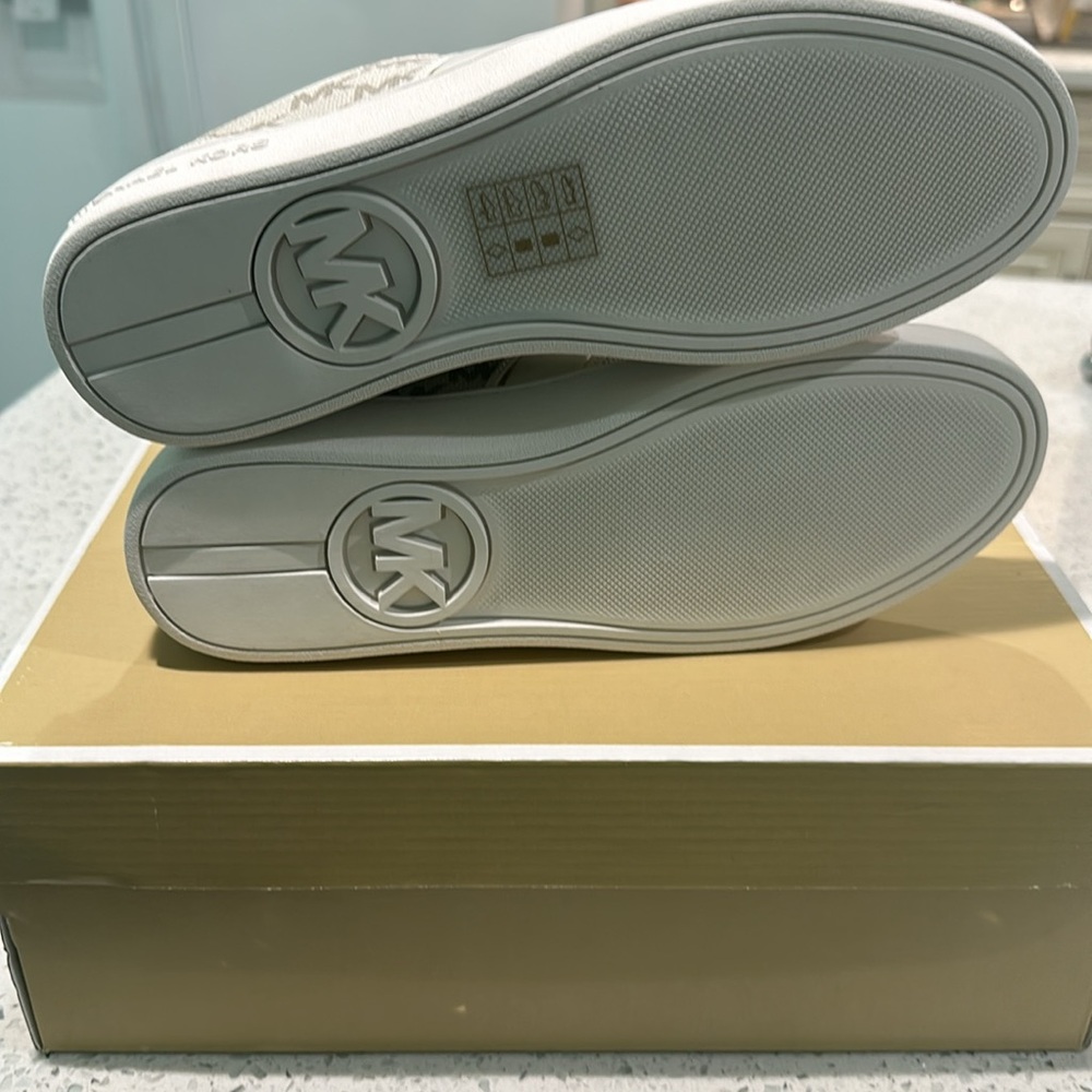 Juno Stripe Lace up Micheal Kors Heritage Canvas Size 6 and 7 - Picture 5 of 6